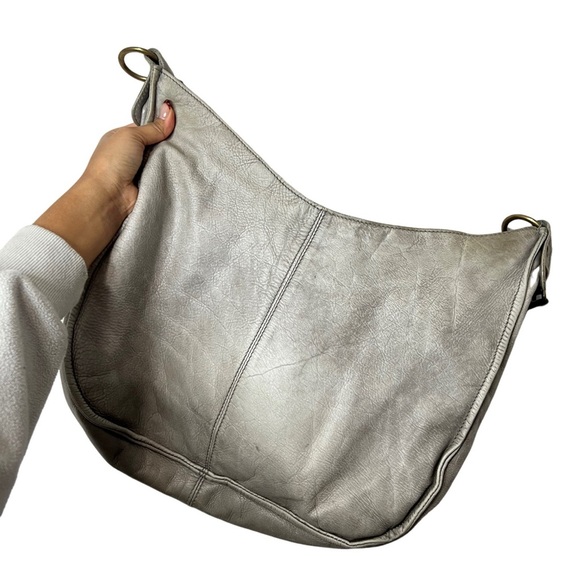 Sundance Leather Shoulder Bag - Picture 4 of 4